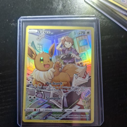Eevee trainer gallery card - eevee,